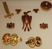 Selection of pieces from the second princely tomb of Apahida